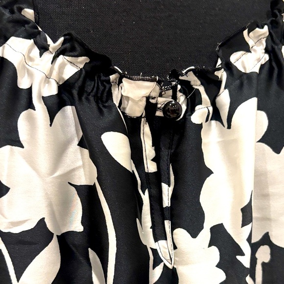 TAIFUN Black & White Long Sleeve Blouse with Ruched Hem & Cuffs (M). NWOT - Picture 4 of 9
